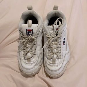 Size 6 Fila shoes